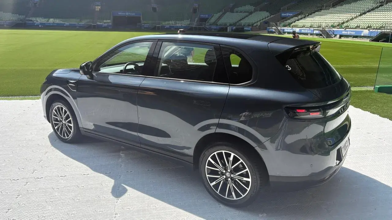 Leapmotor B10 Ns (1)