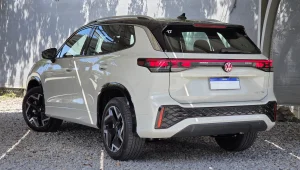 Volkswagen Tiguan R-Line 2026 (16)