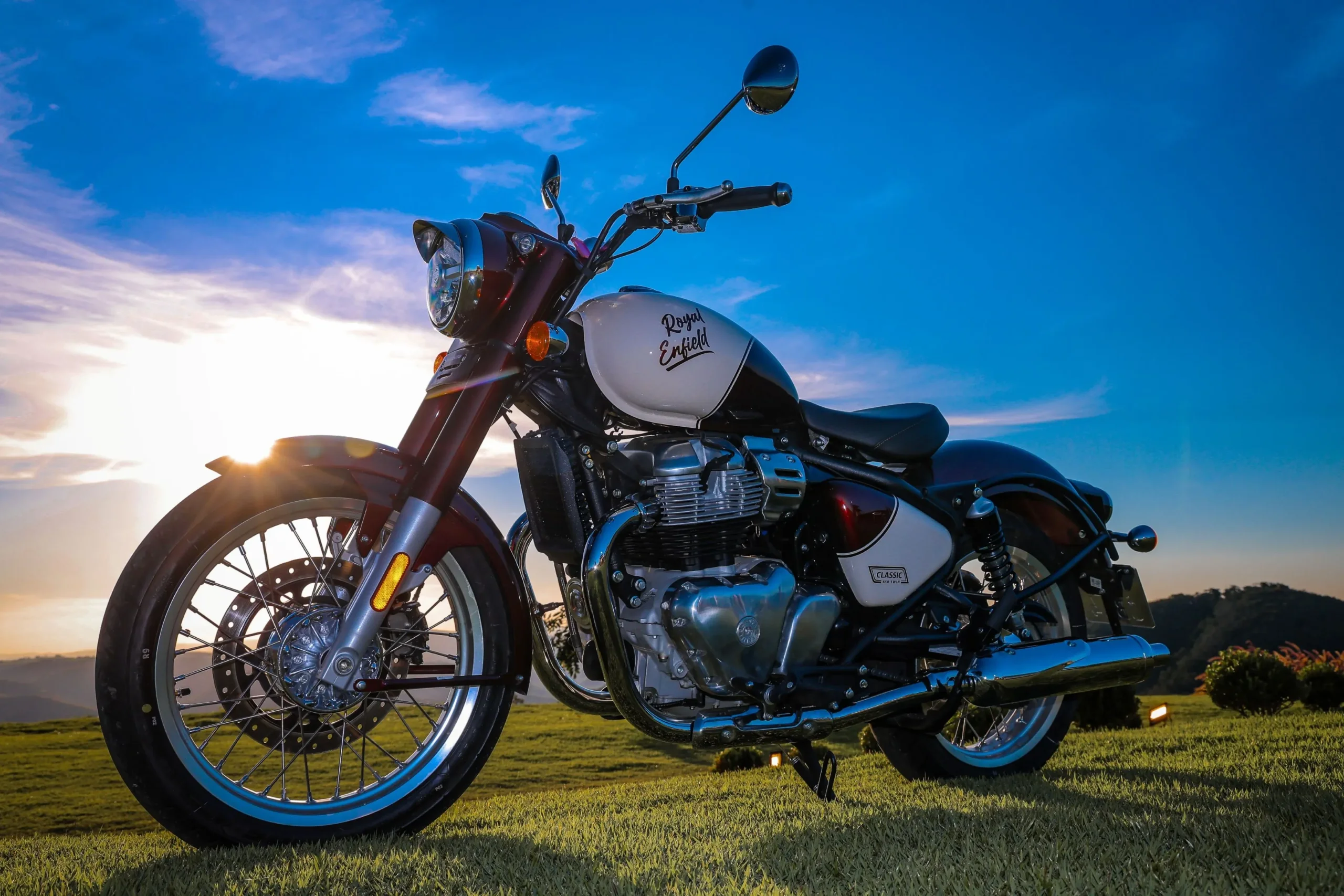 Royal Enfield Classic 650 Estática (1)