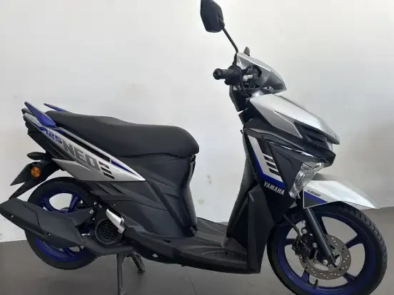 Yamaha Neo 125 em excelente estado, ideal para quem busca uma moto econômica e moderna até 15 mil reais.