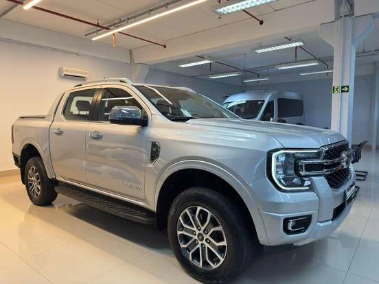 Ford Ranger em pronta entrega com preço até 280 mil reais, destaque para o design robusto, motor potente e interior confortável; ideal para quem busca uma picape confiável.