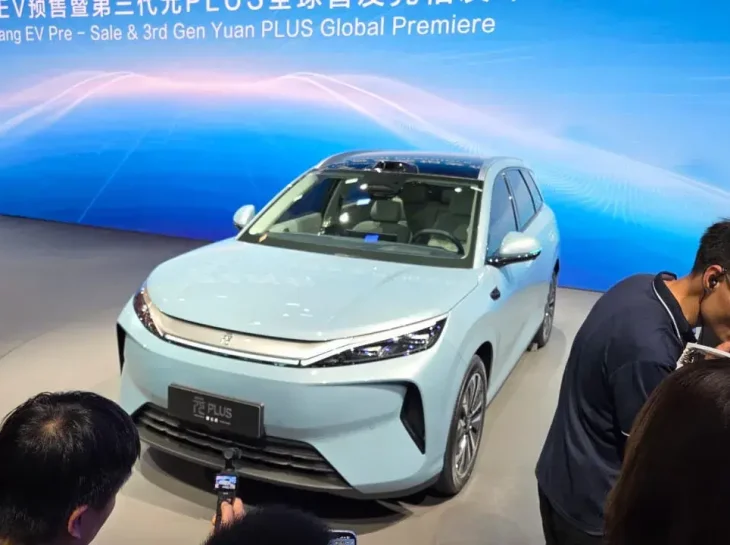 BYD Yuan Plus estreia nova geração em Pequim