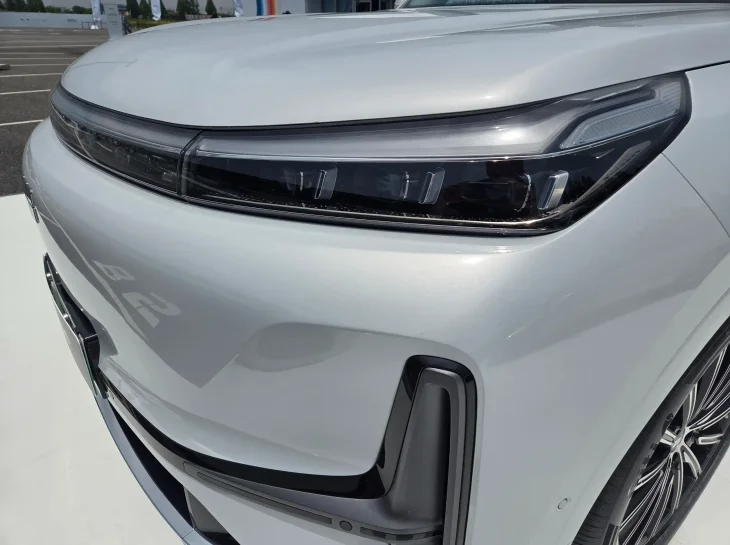 SUV com IA é arma da Geely contra Wey 07