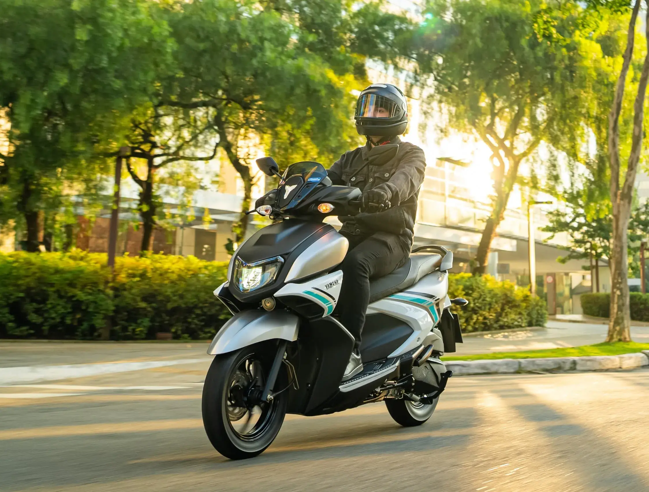 Yamaha Zr Hybrid Connected (2)