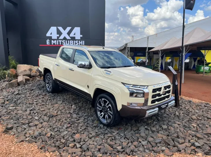 Mitsubishi lança Triton Terra na Agrishow 2026