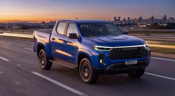 Ram Dakota Laramie Night Edition