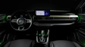Jeep Avenger tem interior revelado