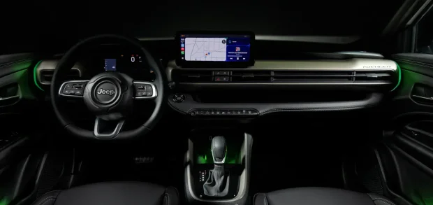 Jeep Avenger tem interior revelado