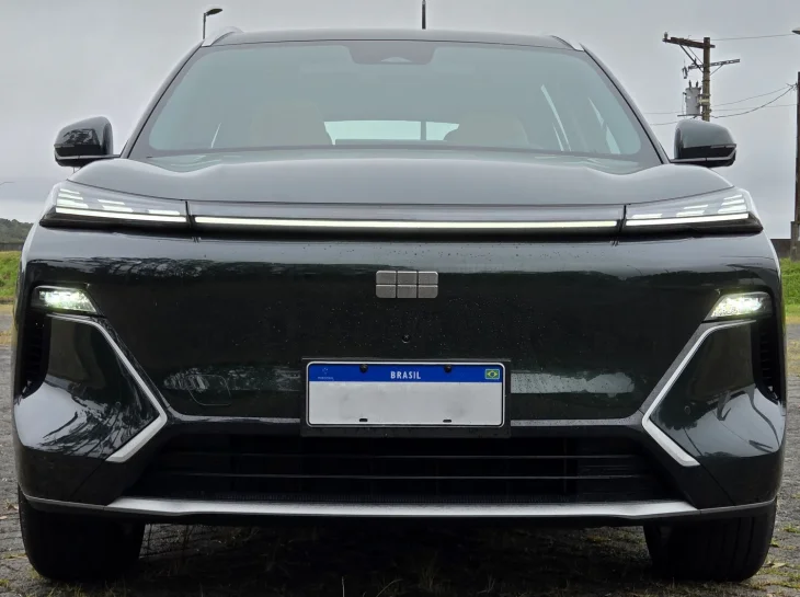 Geely EX5 EMi Ultra: destaque para espaço interno