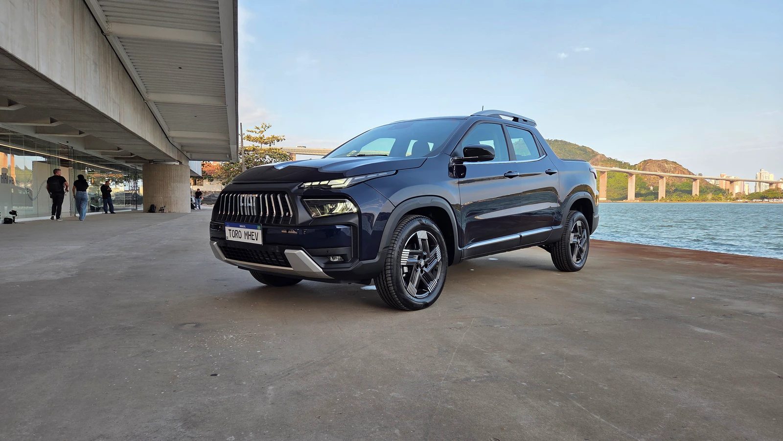 Fiat Toro Volcano Mhev 2027 (2)