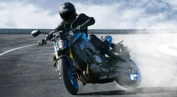 Suzuki Gsx S 1000 (5)
