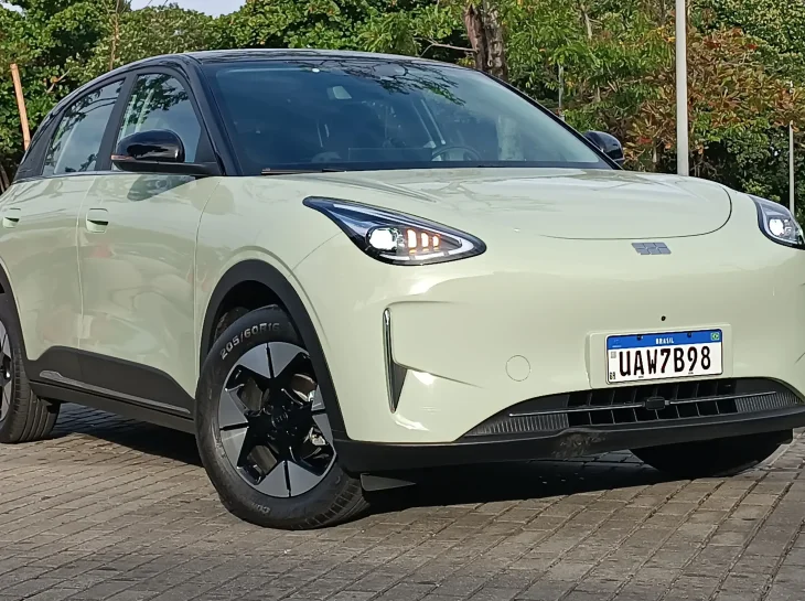 Geely ameaça domínio da BYD