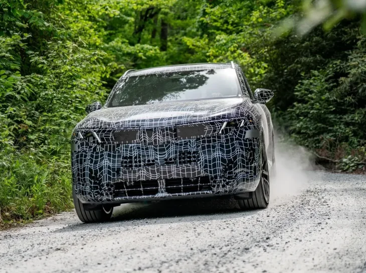 Novo BMW X5 entra na fase final de testes