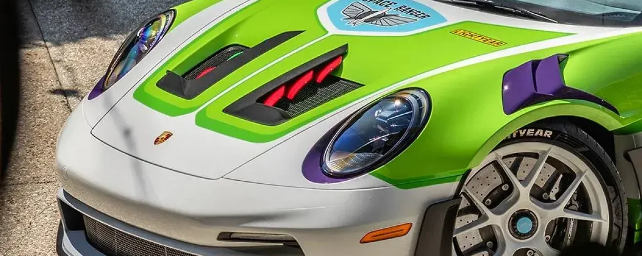 Woody, Buzz e Jessie viram Porsche 911: veja os três carros únicos