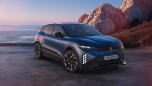 Renault Megane E-Tech é atualizado na Europa