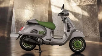 Vespa Edizione Ottantesimo 3