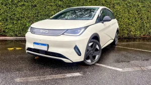 Carros elétricos crescem e já viram "algo comum" no mercado brasileiro