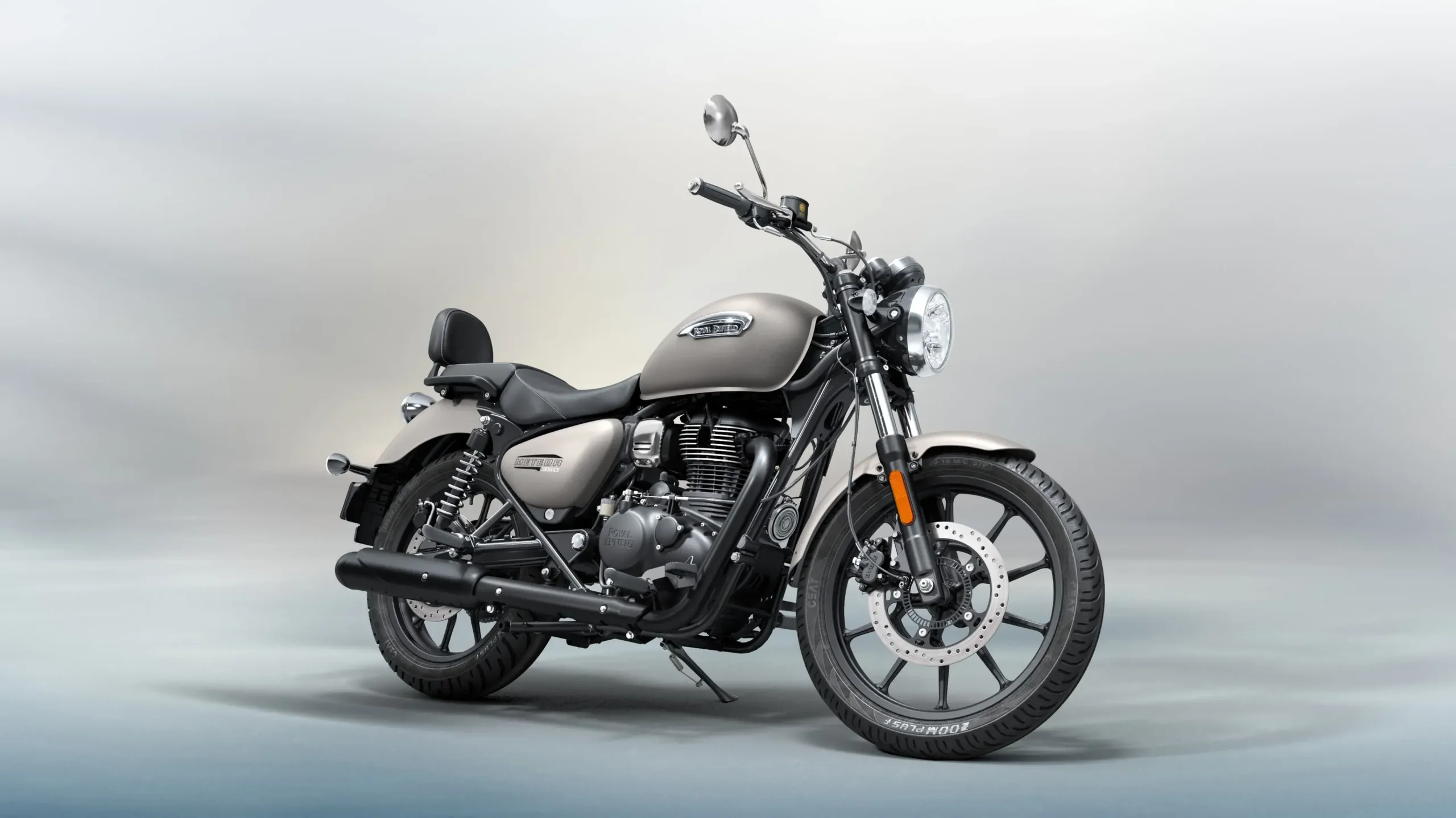 Royal Enfield Meteor 350 Stellar Matt Grey