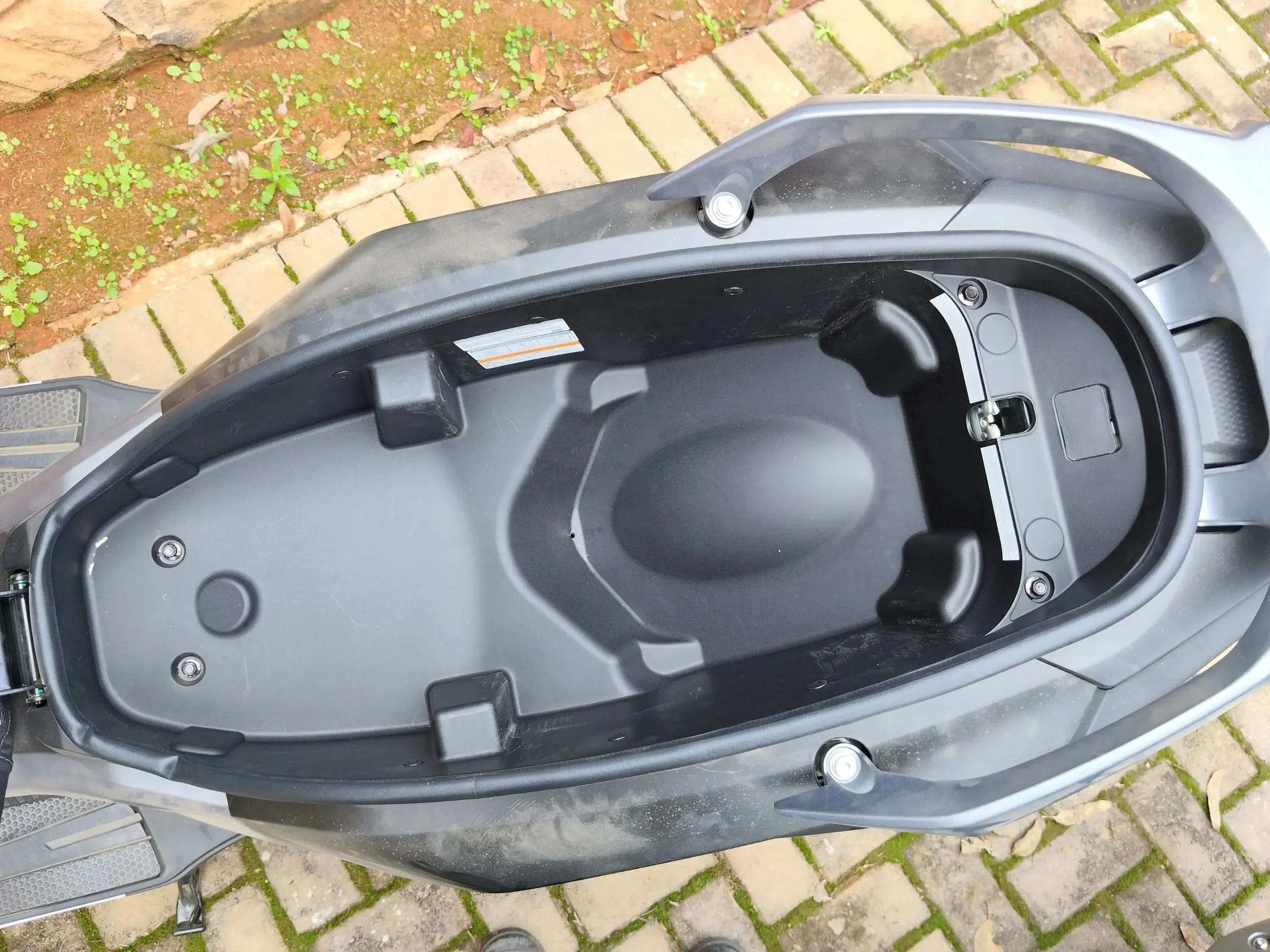 Dafra Sym Adxtg 300 (10)