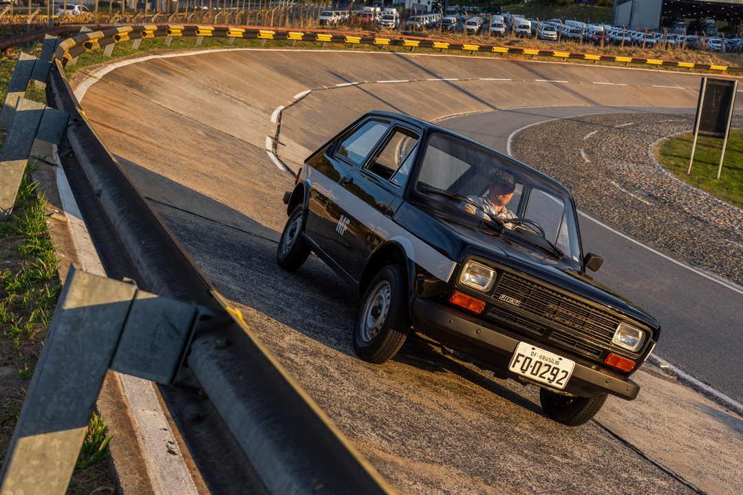 004 Fiat147etanol