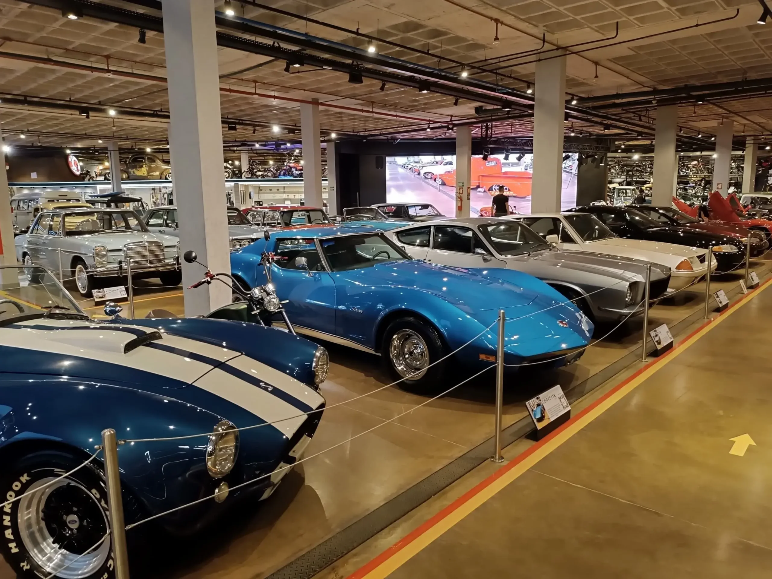 Museu V12 Auto Club (2)