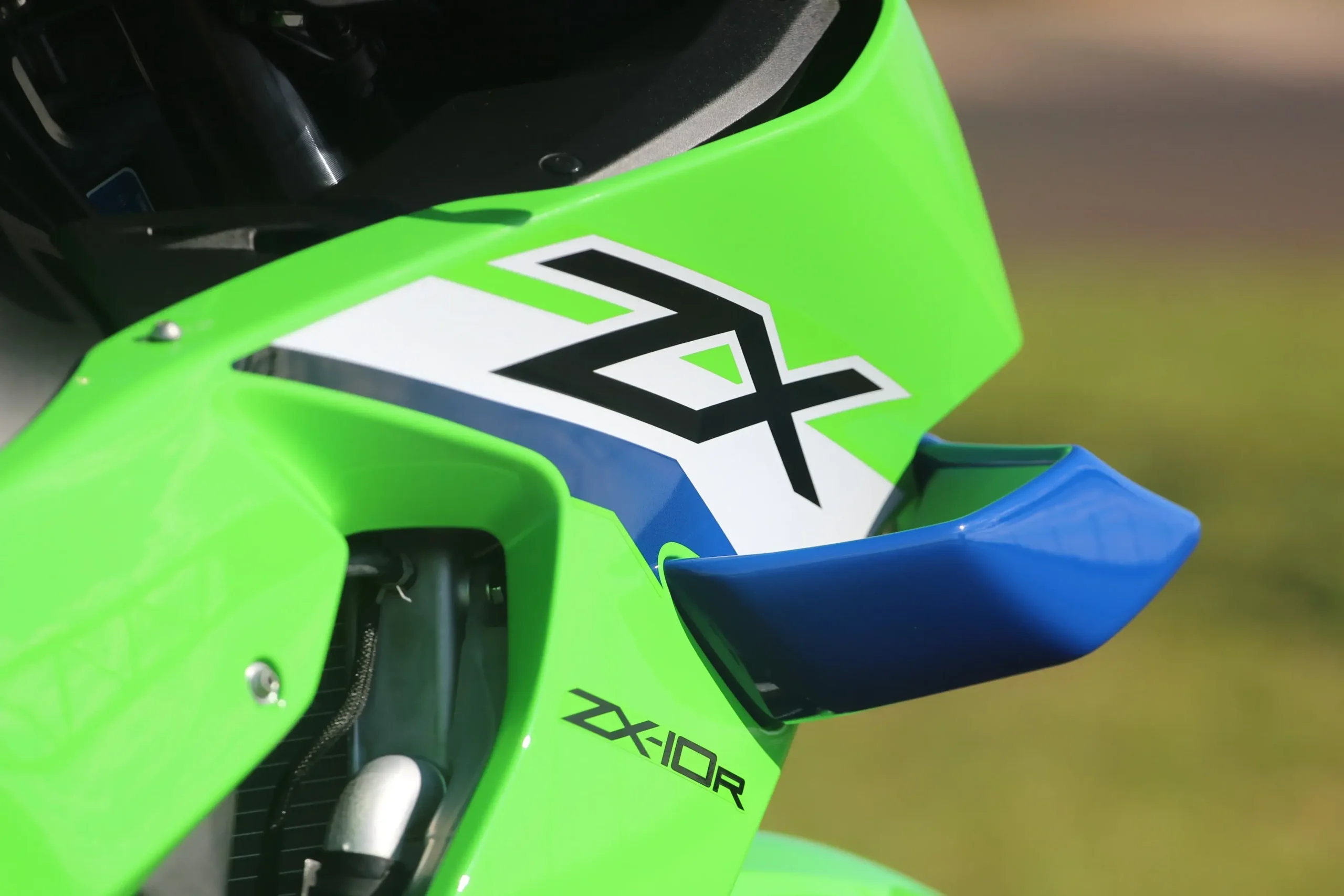 Kawasaki Ninja Zx 10r (6)