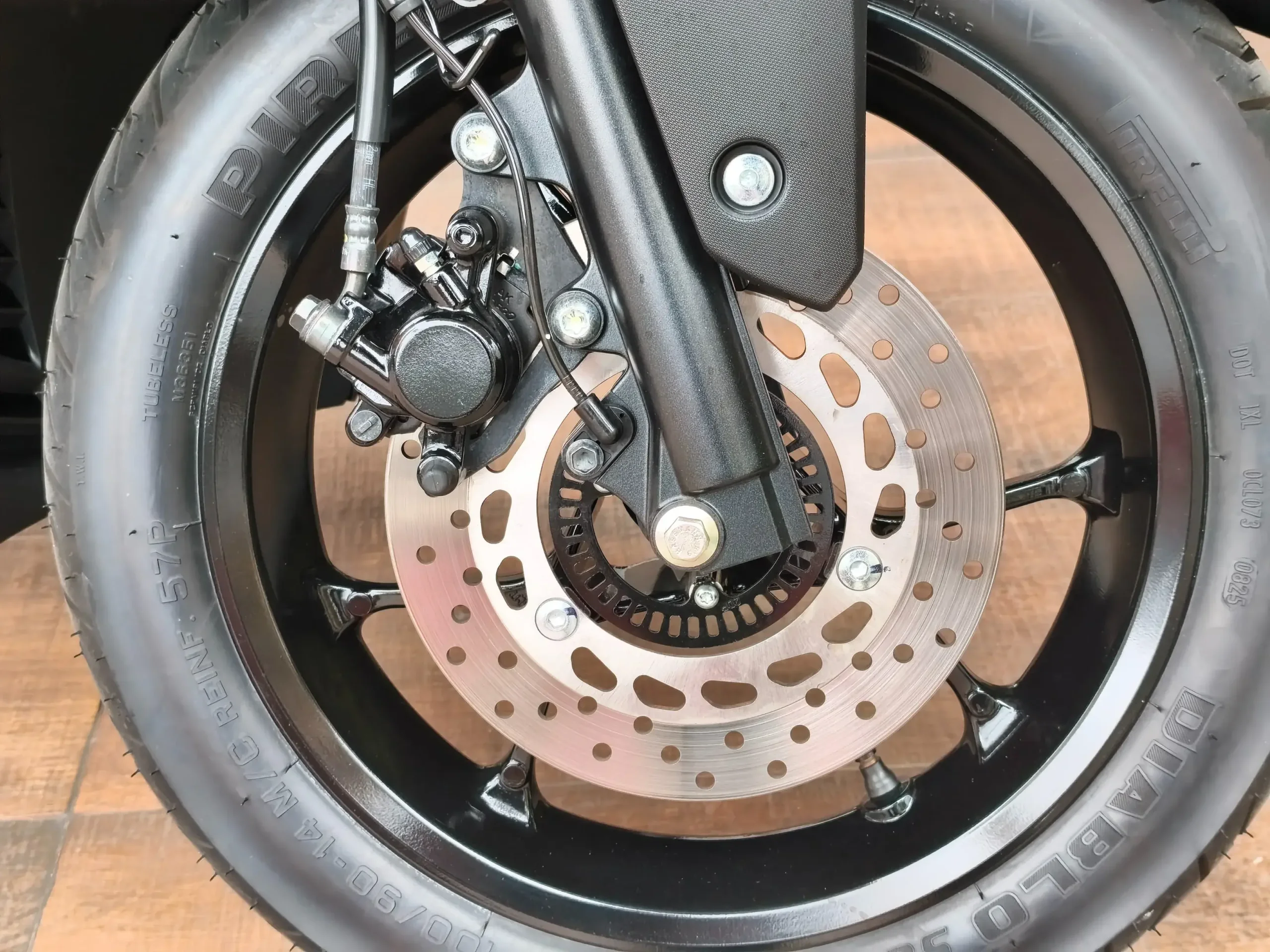 Yamaha Aerox 160 (13)